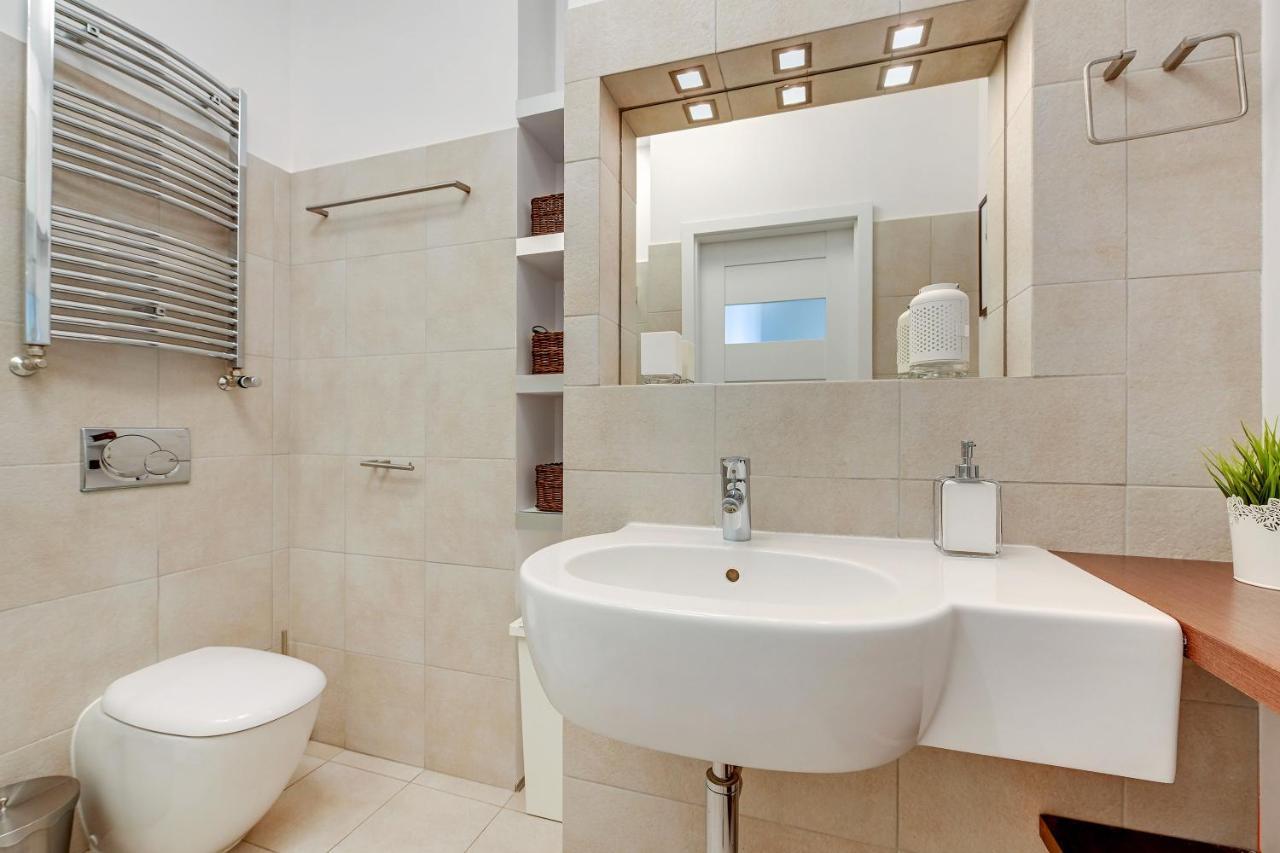 Comfort Apartments Old Town Chlebnicka Danzica Esterno foto